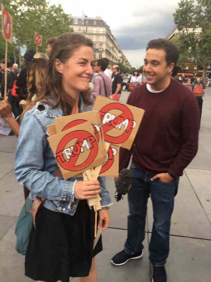 «Трампа — на Марс»: в Париже прошла акция против визита президента США (ФОТО, ВИДЕО) «Трампа — на Марс»: в Париже прошла акция против визита президента США (ФОТО, ВИДЕО)