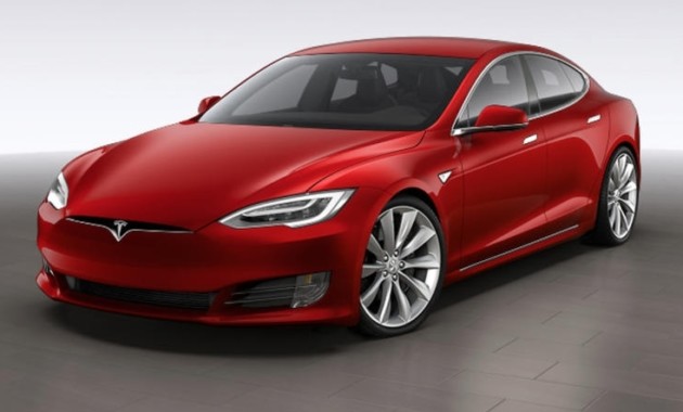Tesla увеличила запас хода своих моделей
