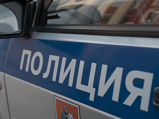 В Москве ранили полицейского