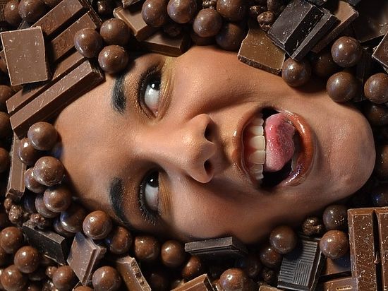 Диетологи: темный шоколад спасает от бессонницы