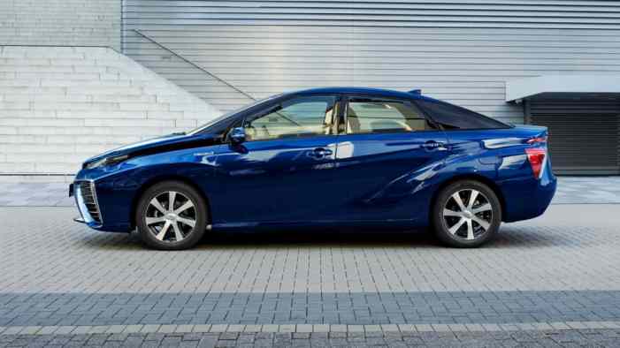 Daimler, Toyota и BMW инвестируют 10 миллиардов долларов в водородомобили Daimler, Toyota и BMW инвестируют 10 миллиардов долларов в водородомобили