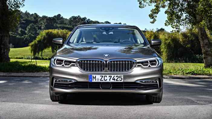 BMW представил сверхэкономичный седан 520d Efficient Dynamics
