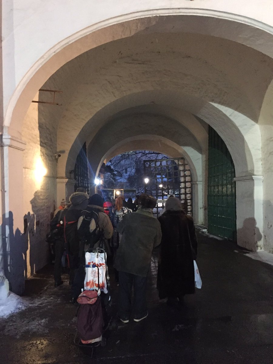 В Москве началось прощание с Доктором Лизой (ФОТО, ВИДЕО) В Москве началось прощание с Доктором Лизой (ФОТО, ВИДЕО)