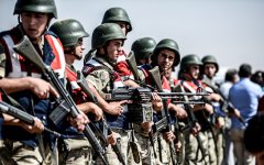 СМИ узнали о реакции турецких военных на удар ВКС по их позициям в Сирии