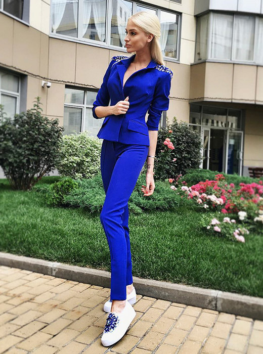 Модная эволюция: как менялся стиль Алёны Шишковой Модная эволюция: как менялся стиль Алёны Шишковой