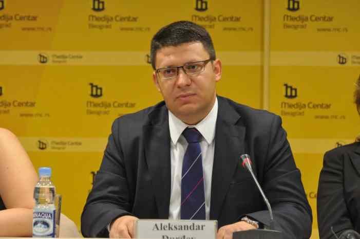 Сербские активисты требуют от руководства страны разорвать дипотношения с Украиной