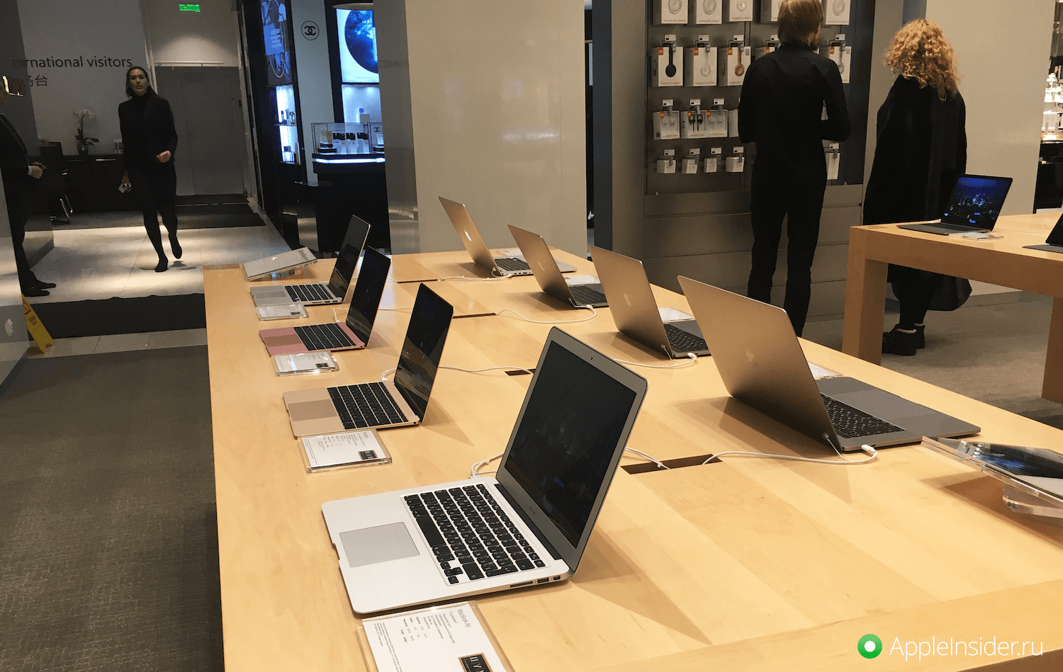 Фотоотчет о визите в обновленный Apple Shop в ЦУМе