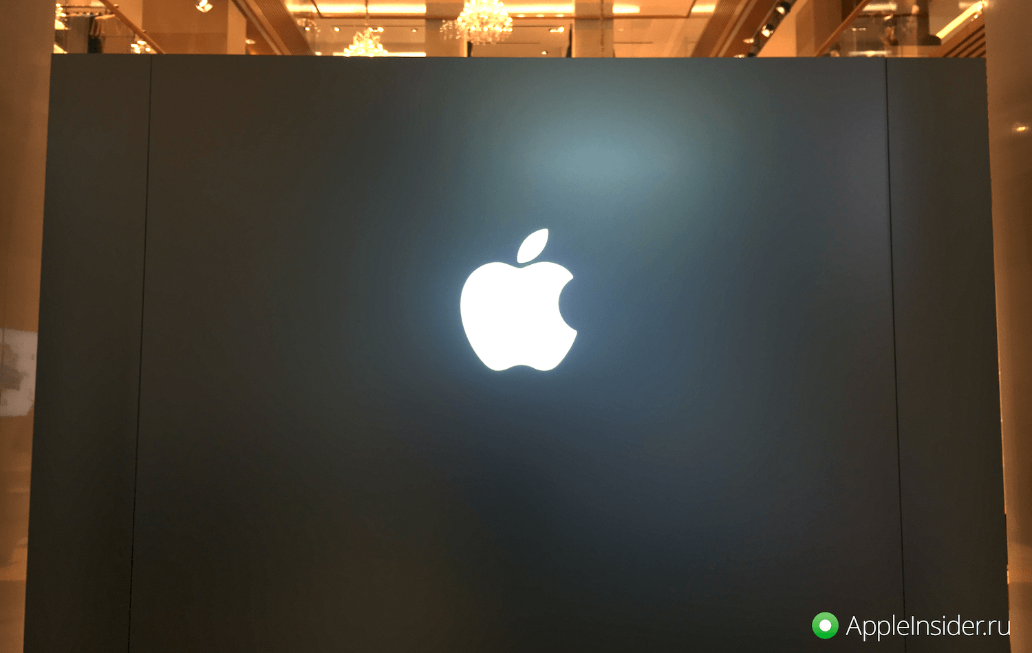 Фотоотчет о визите в обновленный Apple Shop в ЦУМе