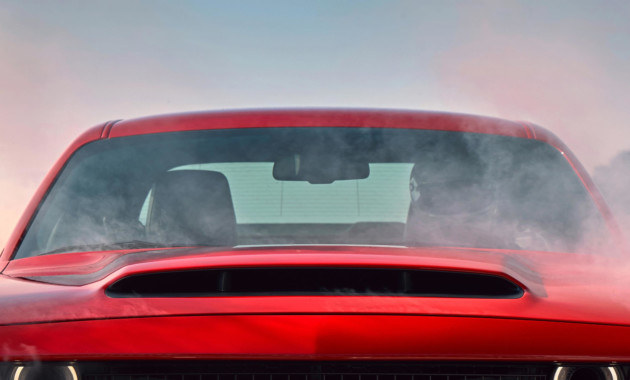 «Демоническая» жажда: Dodge выпустил пятый тизер нового Challenger