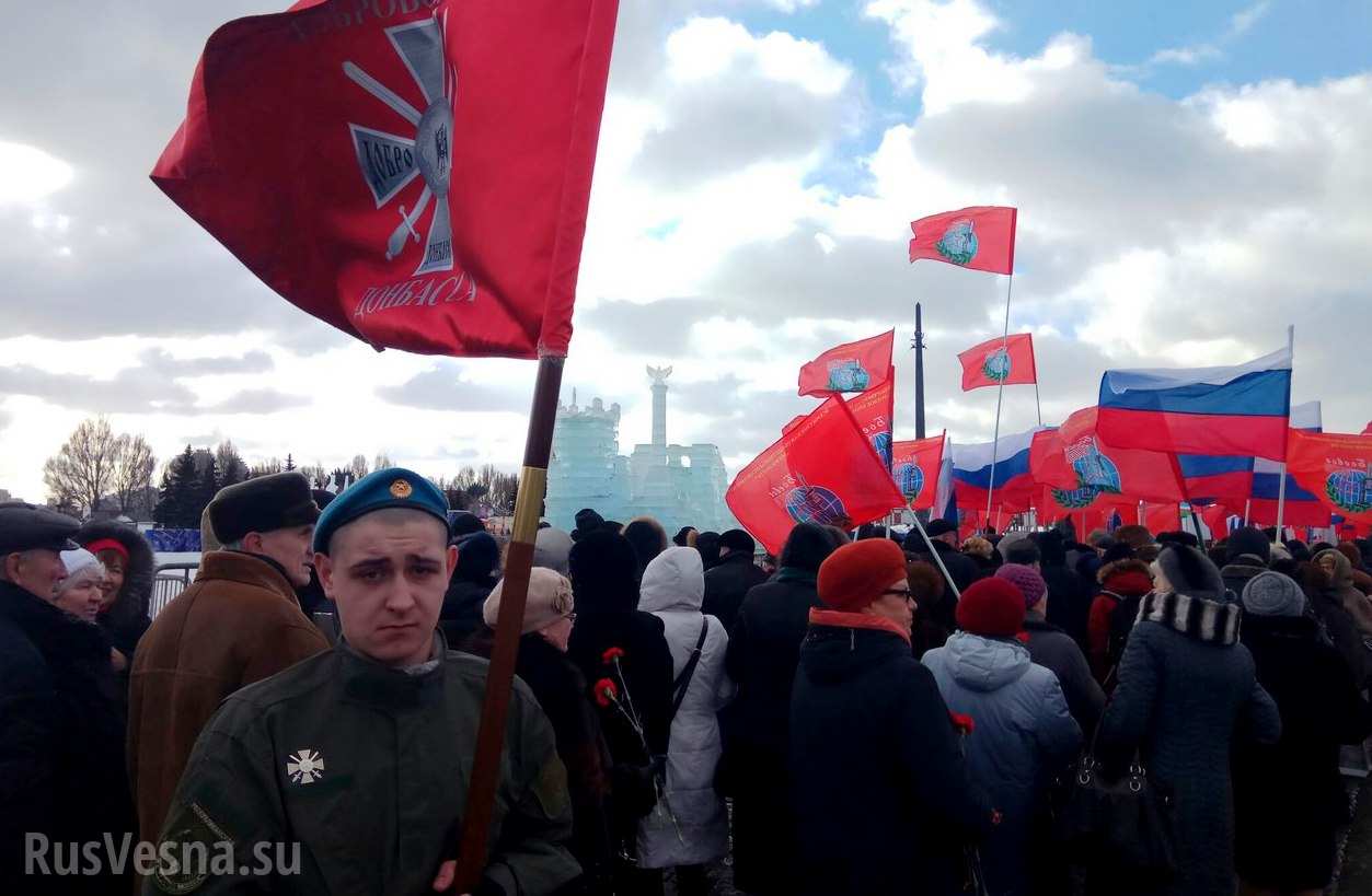 Бессмертный батальон: 5000 человек прошли с портретами своих товарищей, погибших в Афганистане и на Донбассе (ФОТО)