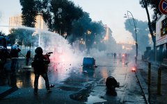 В Неаполе протест против лидера правой партии вылился в стычки с полицией
