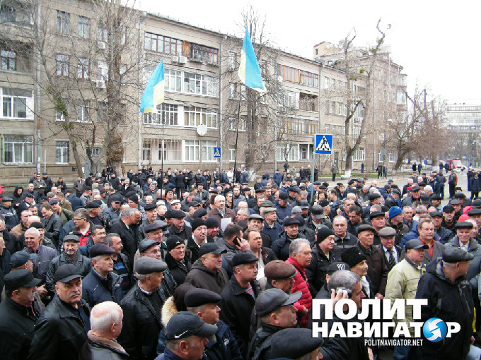 А нас за що? Отставники требовали на митинге в Киеве «европейские пенсии» А нас за що? Отставники требовали на митинге в Киеве «европейские пенсии»