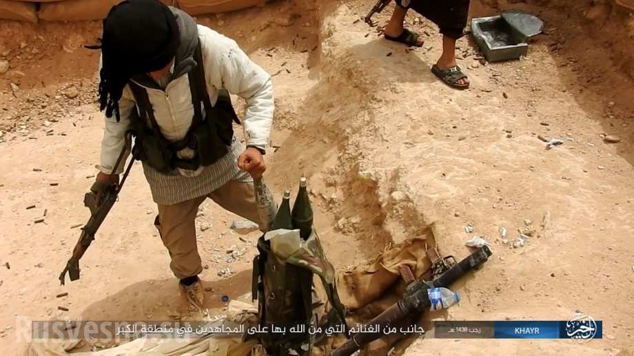 Кадры нападения: Боевики ИГИЛ вырезали заставу проамериканских сил в Дейр-эз-Зор (ВИДЕО, ФОТО 18+)