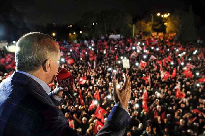 Несогласные не в счет: как Эрдоган поведет себя после референдума