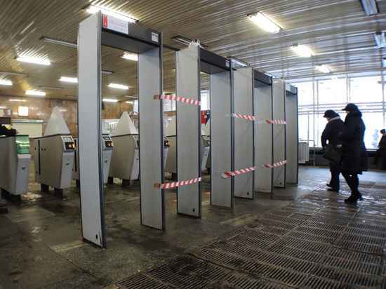 Сколько стоит смерть в метро: на системы безопасности потратили почти миллиард