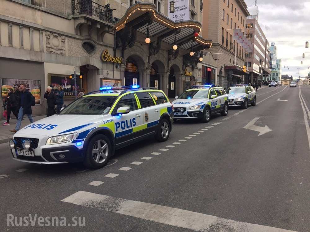 Кадры задержания подозреваемого в наезде на толпу в Стокгольме — эксклюзив «Русской Весны» (ФОТО)