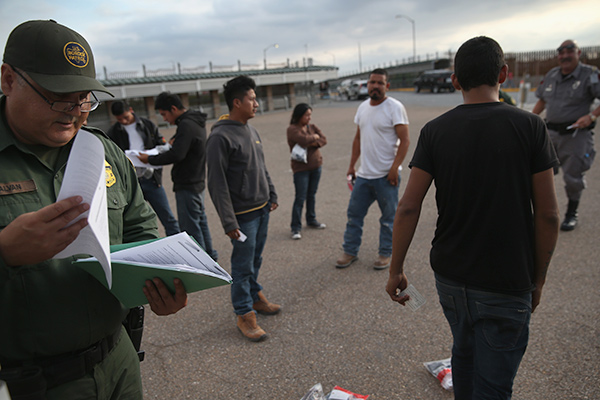 Жизнь после депортации: как возвращаются на родину изгнанные Трампом мексиканцы (ФОТО, ВИДЕО) 