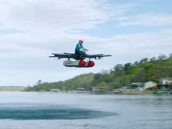 Прототип уникального «летающего автомобиля» попал на видео