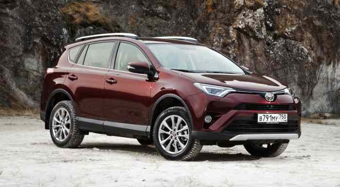 Toyota отчиталась о продажах в России в 2017 году Toyota отчиталась о продажах в России в 2017 году