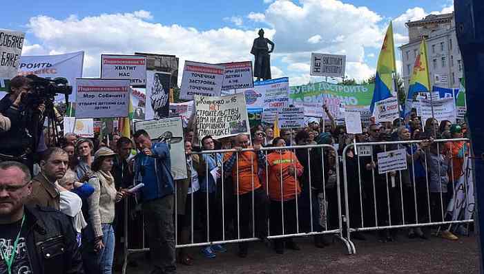 Второй митинг против реновации в Москве собрал в 20 раз меньше людей 
