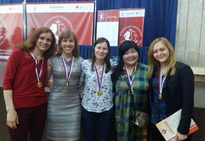 В Киеве истерика — украинские шахматисты поехали в Россию на чемпионат и имели «наглость» там победить В Киеве истерика — украинские шахматисты поехали в Россию на чемпионат и имели «наглость» там победить