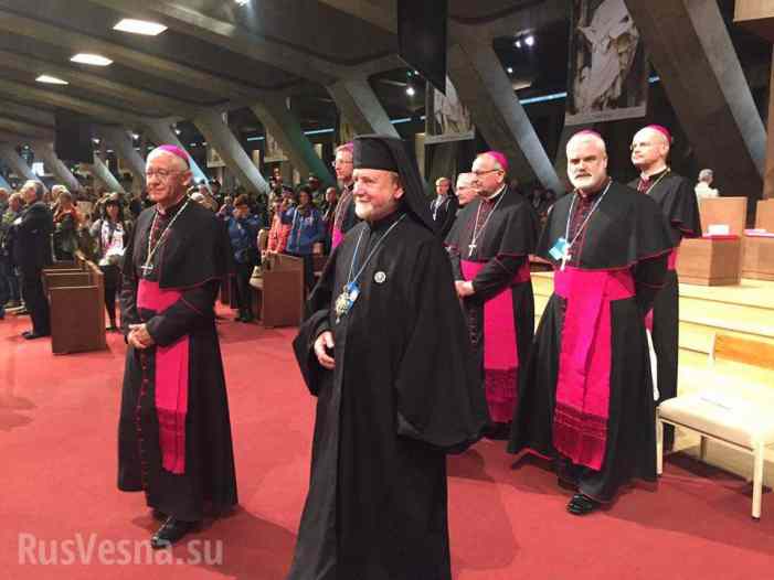 Папа римский встретился с «атошниками» в Ватикане (ФОТО, ВИДЕО)