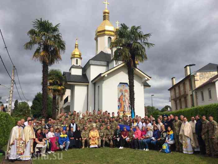 Папа римский встретился с «атошниками» в Ватикане (ФОТО, ВИДЕО)