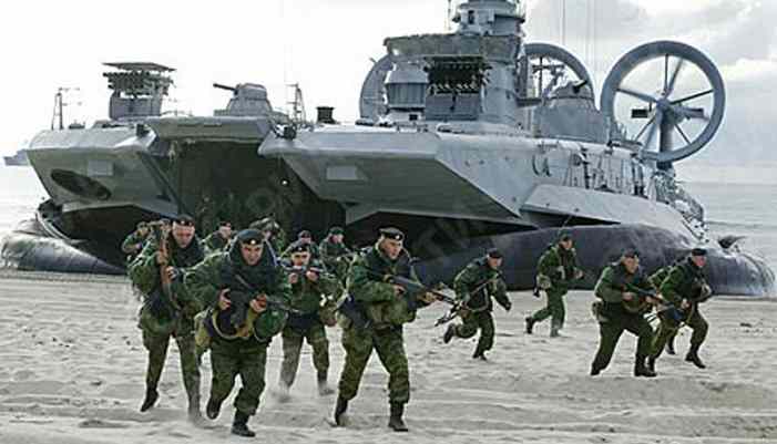 Украина минирует побережье у Мариуполя, опасаясь «российского десанта» 