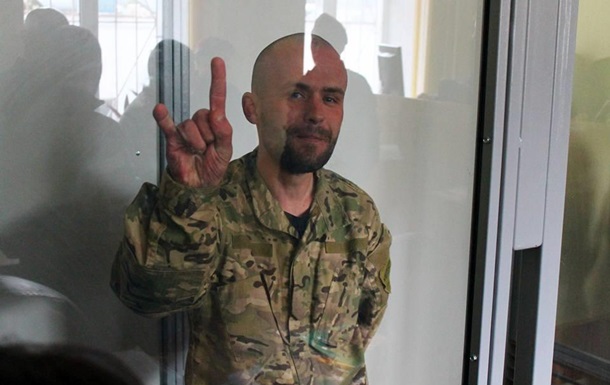 В Киеве боевик ОУН, атаковавший полицейских на 9 мая, отправлен под домашний арест