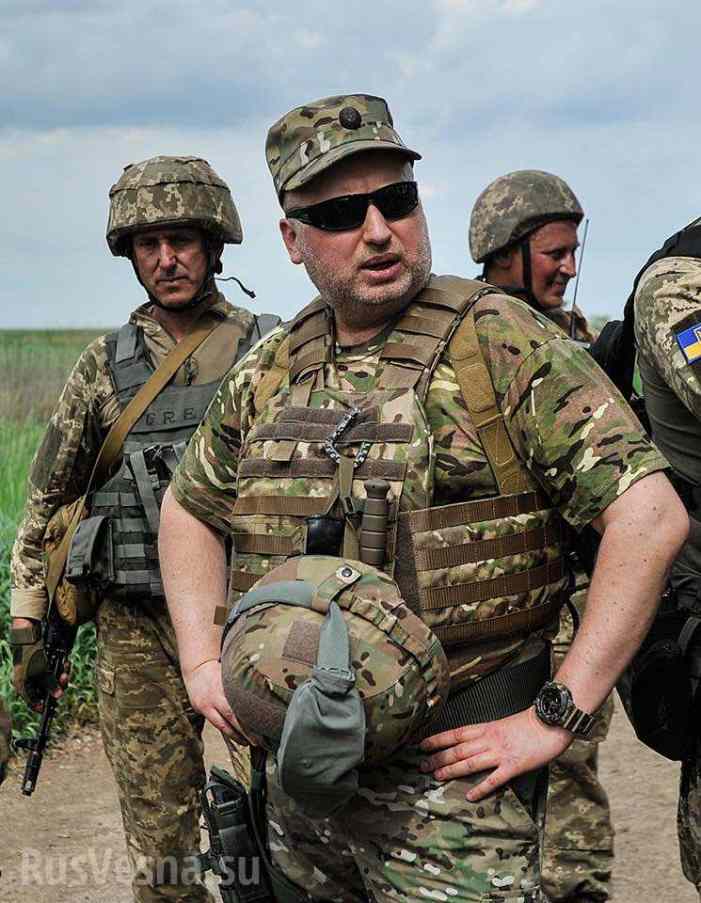 Турчинов приехал на Донбасс и пообещал «взять Москву» (ФОТО, ВИДЕО)