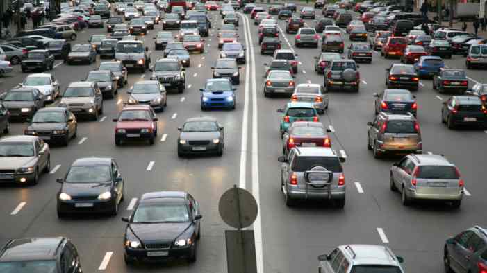 Зарплаты госслужащих могут привязать к количеству штрафов ГИБДД