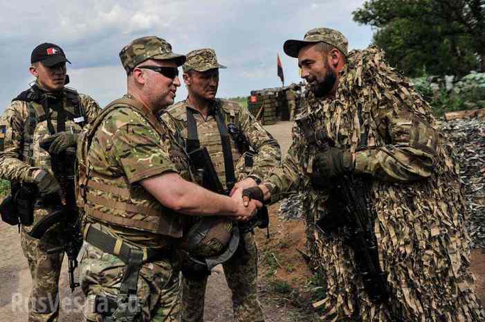 Турчинов приехал на Донбасс и пообещал «взять Москву» (ФОТО, ВИДЕО)