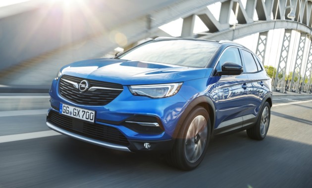 Европейцы уже могут заказать новый флагманский кроссовер Opel
