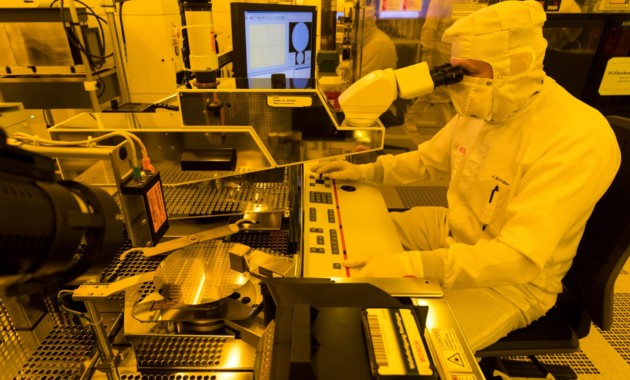 Bosch строит дорогой завод по производству чипов для 