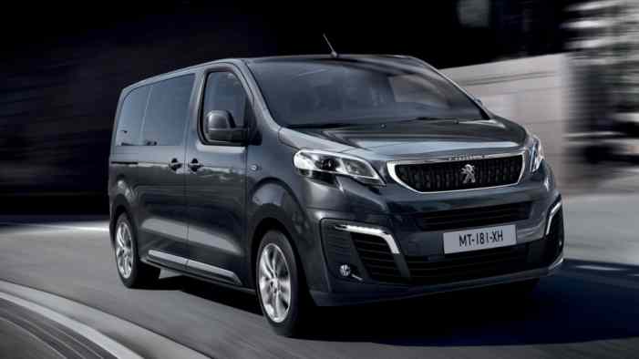 Оглашены российские цены на бизнес-минивэн Peugeot Traveller