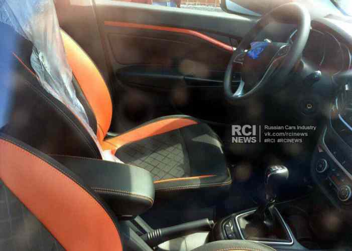 В Сети появилось фото кросс-версии универсала Lada Vesta