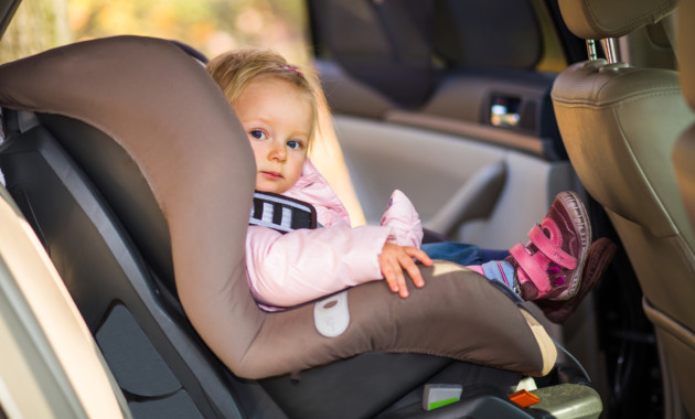 Правила перевозки детей в автомобиле изменятся завтра
