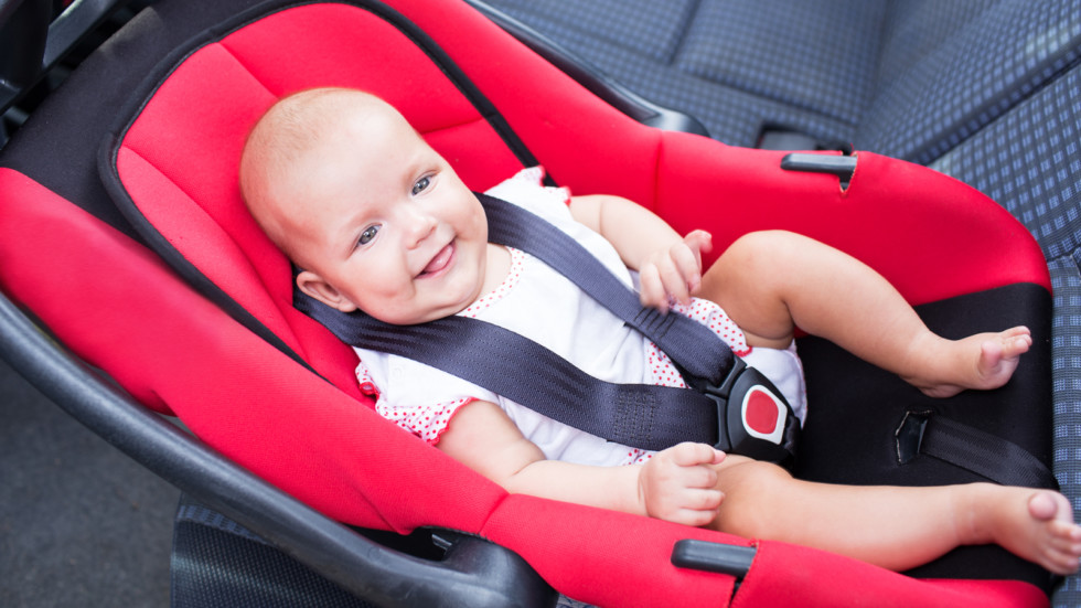Правила перевозки детей в автомобиле изменятся завтра