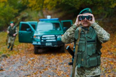 Охрану украинской границы усилят на самых опасных участках 