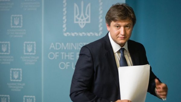 Министра финансов Украины обвинили в неуплате налогов за купленный при Януковиче дом и БМВ Х5 