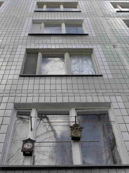 Семья, в которой малыш упал с третьего этажа, считалась неблагополучной Семья, в которой малыш упал с третьего этажа, считалась неблагополучной