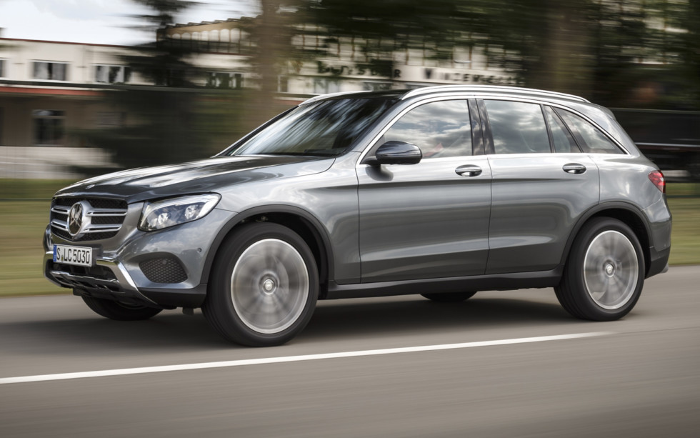 За полгода импорт автомобилей в РФ сократился на 13%