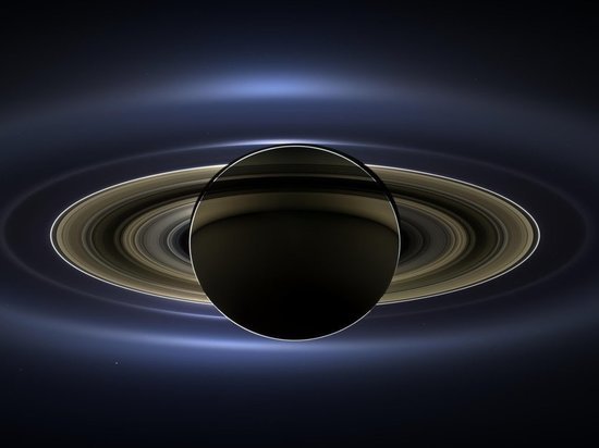 NASA опубликовало последнее фото Сатурна глазами Cassini