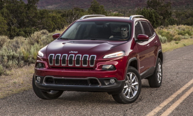 Фотошпионы раскрыли фейслифтинг Jeep Cherokee 2019 Фотошпионы раскрыли фейслифтинг Jeep Cherokee 2019