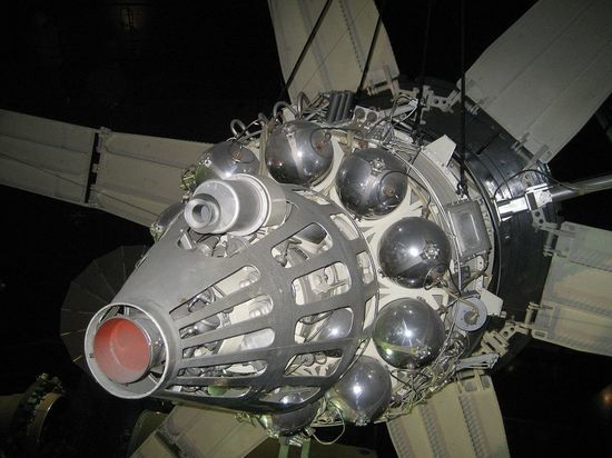 Станция США предупредила о грядущем падении на Землю советского спутника