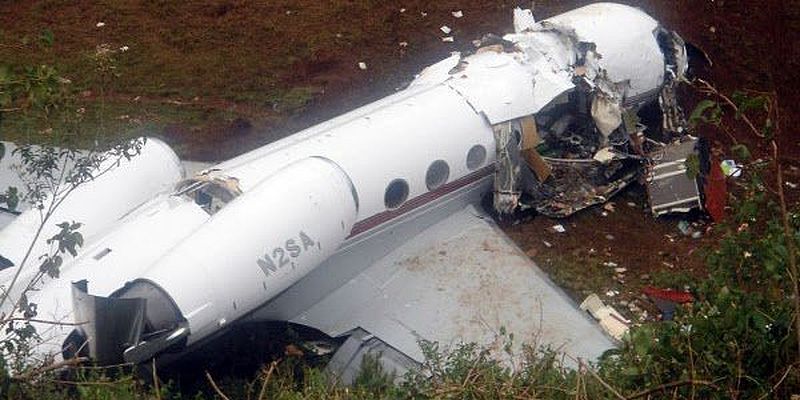 Трое украинских летчиков разбились при падении военного самолета в Конго 