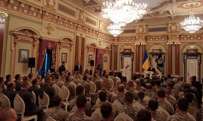 Спасибо Порошенко: на Украине появилось 27 мертвых героев