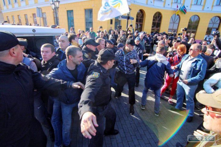 Явление шута народу: Саакашвили опять в Одессе 