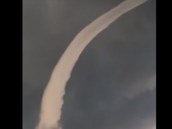 Жители Японии напуганы необычным природным явлением 