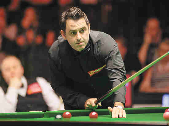 Решающий шар вместо снукериста О’Салливана пыталась забить болельщица Решающий шар вместо снукериста О’Салливана пыталась забить болельщица